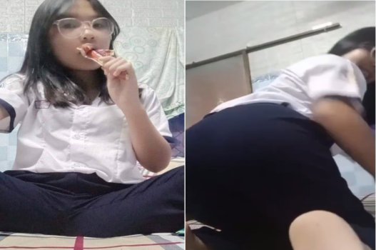 Nữ sinh 18+ còn non nứng